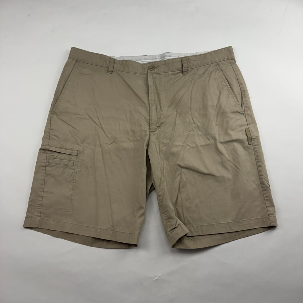 Greg Norman For Tasso Elba FIVE IRON Khaki Chino Shorts Sz 40 Cargo Pocket - Picture 2 of 11